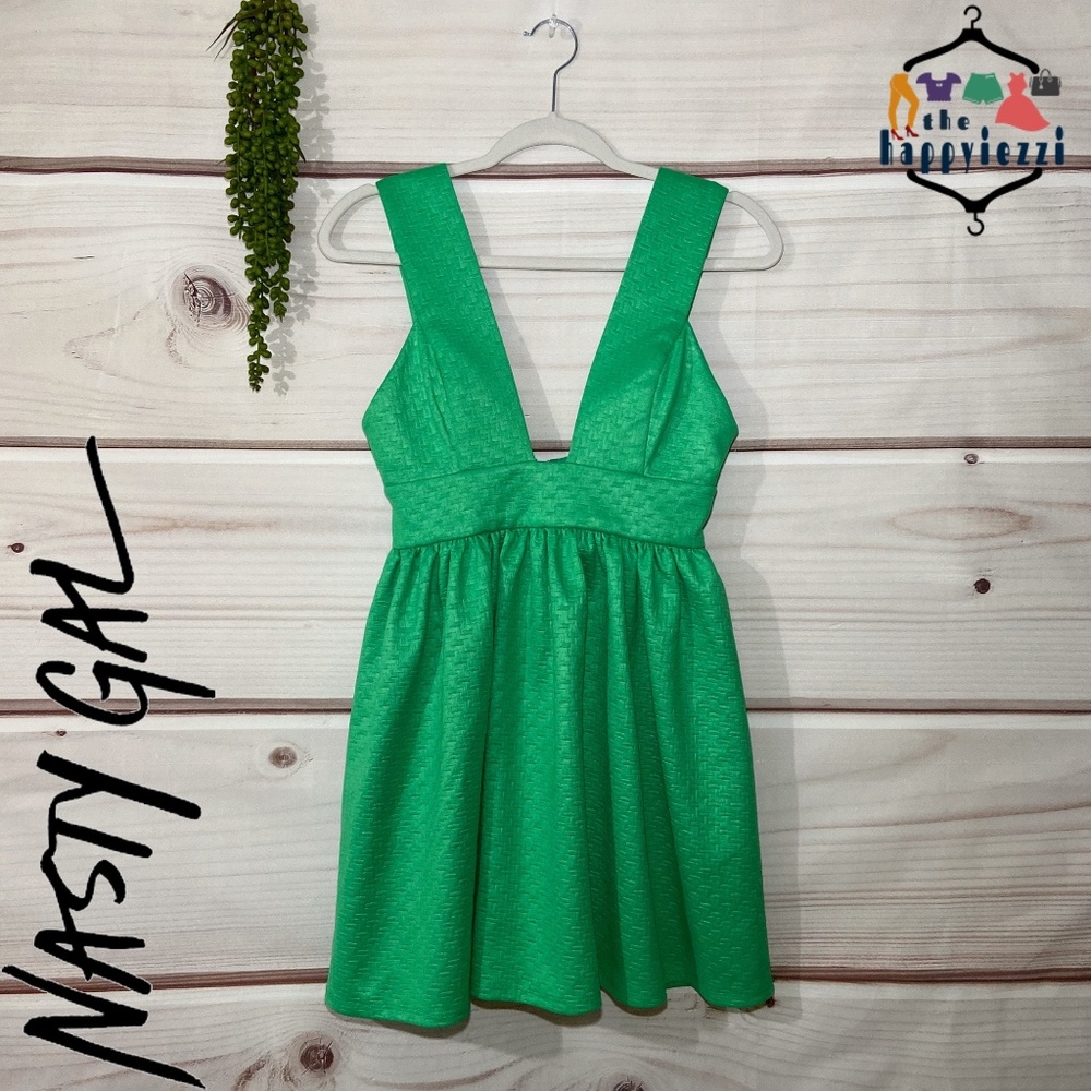 Nasty Gal Green Spin Off Mini Dress S